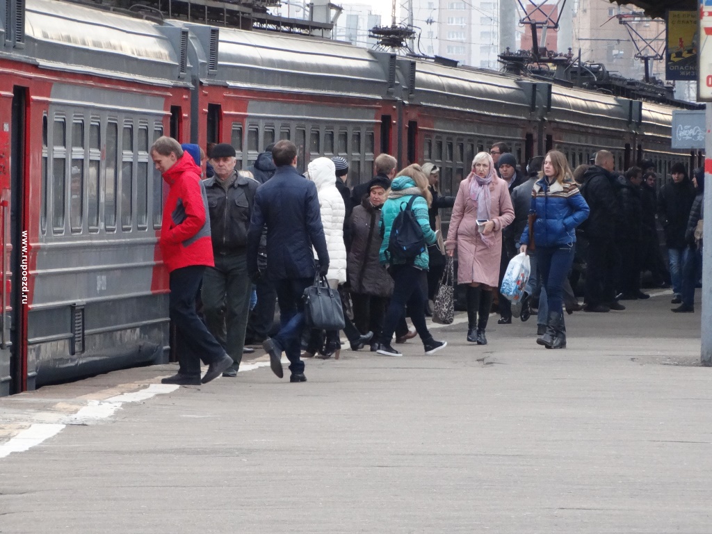 Поезд 6606/6653 Екатеринбург-пасс. — Нижняя.