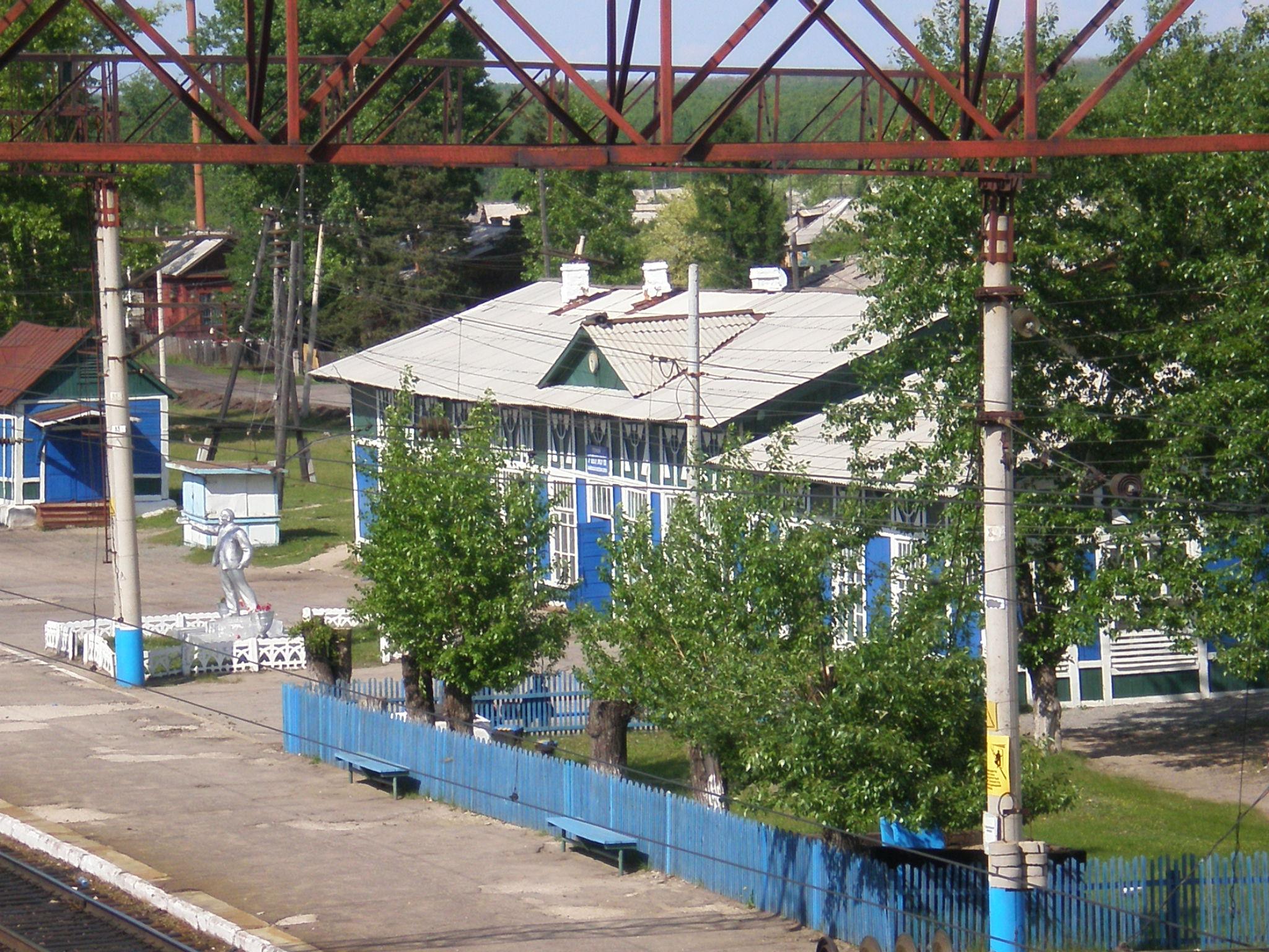 Амурская область поселок городского типа. Станция Ушумун. Поселок Ушумун Амурской области. Станция Магдагачи Амурская область. ЖД станция Магдагачи Амурская.