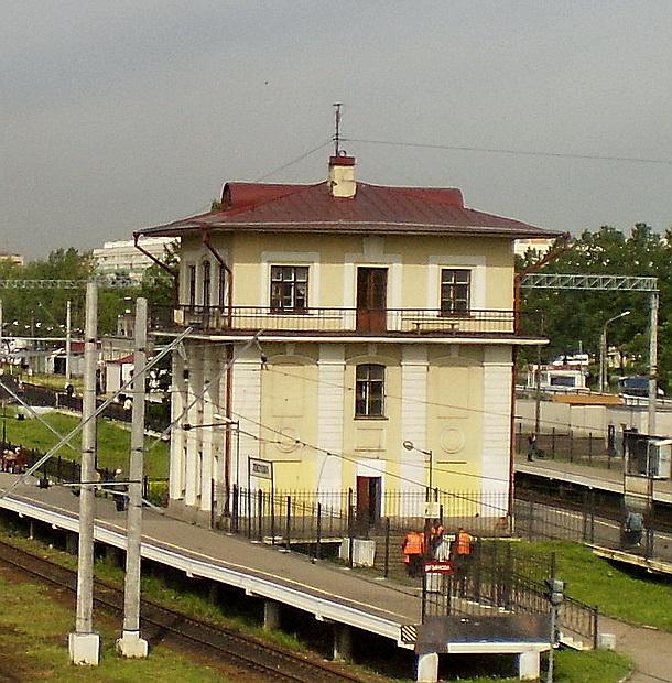 Электрички лигово балтийский сегодня с изменениями. Станция Лигово. Ж/Д станции Лигово. Станция Лигово СПБ. Вокзал Лигово.